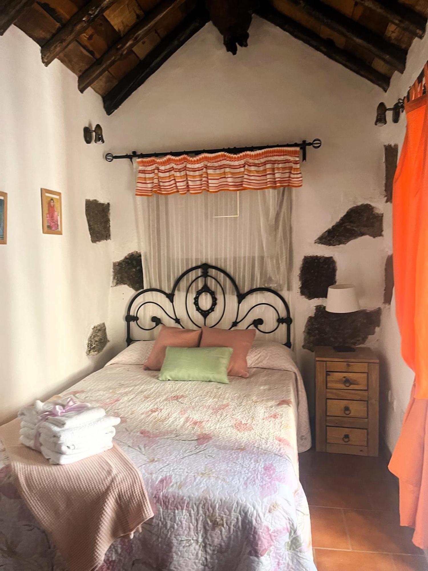 Stunning Rustic House El Pinar & Wifi ξενώνας Εξωτερικό φωτογραφία